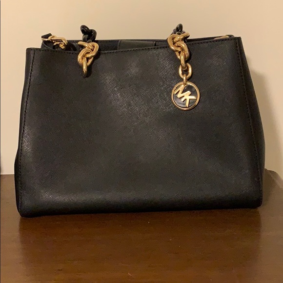 Michael Kors black leather purse - Picture 1 of 5